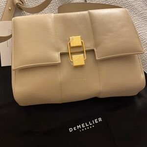 Brand new with tags Demellier Alexandria bag in Sand